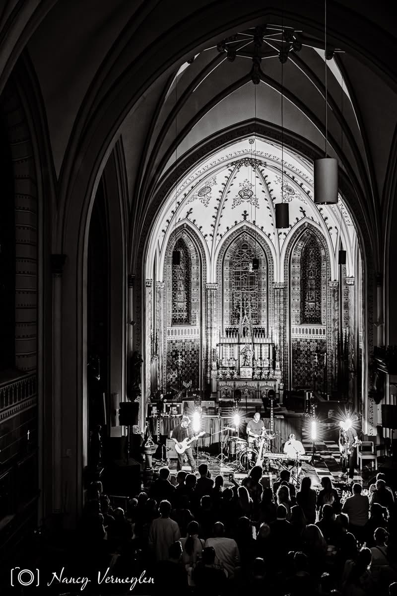 Rock Zammel live in de kerk — concertbeeld 5 (© Nancy Vermeylen)